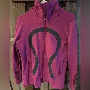 Lululemon size 12 zip up